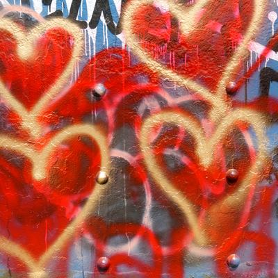 graffiti love hearts